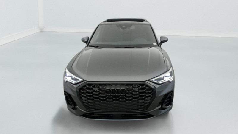 Photo 2 de l'offre de AUDI Q3 Sportback 35 TDI 150 ch S tronic 7 S line à 47998€ chez Carlyss automobiles Vitré