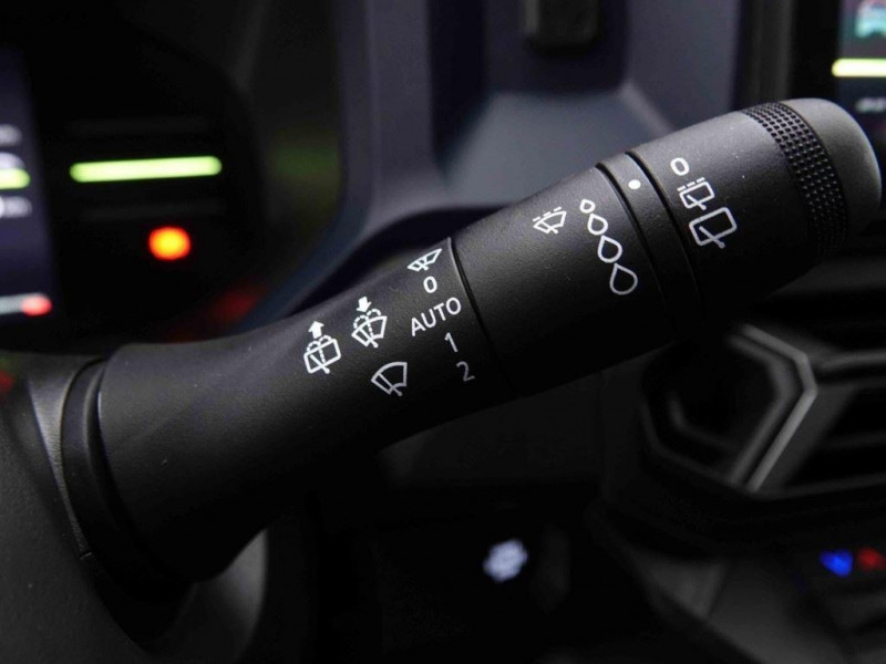 Photo 14 de l'offre de DACIA DUSTER 1.2 Mild Hybrid 130 Journey à 26688€ chez Carlyss automobiles Vitré