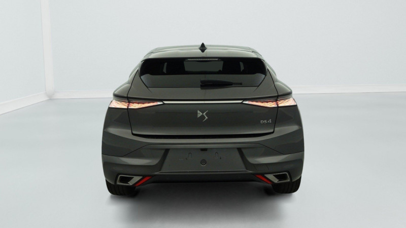 Photo 6 de l'offre de DS DS4 PureTech 130 EAT8 Rivoli à 25317€ chez Carlyss automobiles Vitré