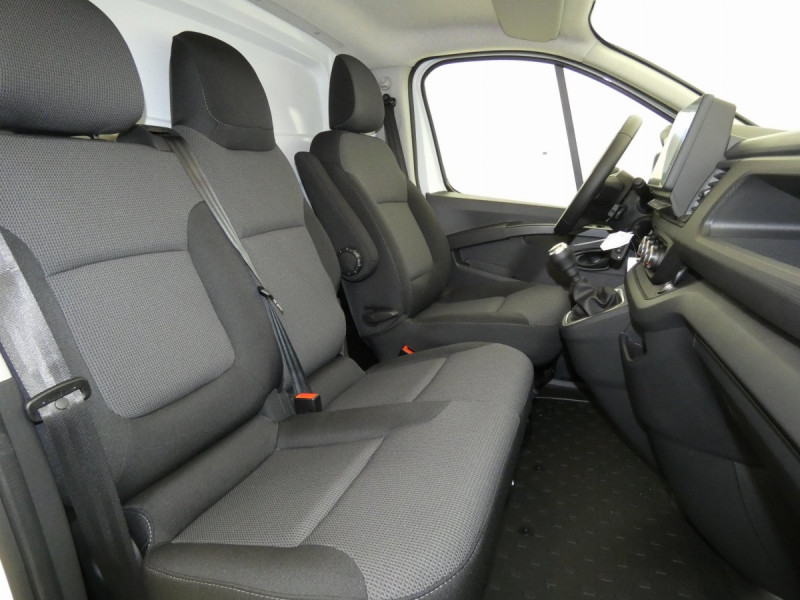 Photo 13 de l'offre de RENAULT TRAFIC FOURGON L2H1 3T BLUE DCI 130 GSR2 ADVANCE à 29757€ chez Carlyss automobiles Vitré