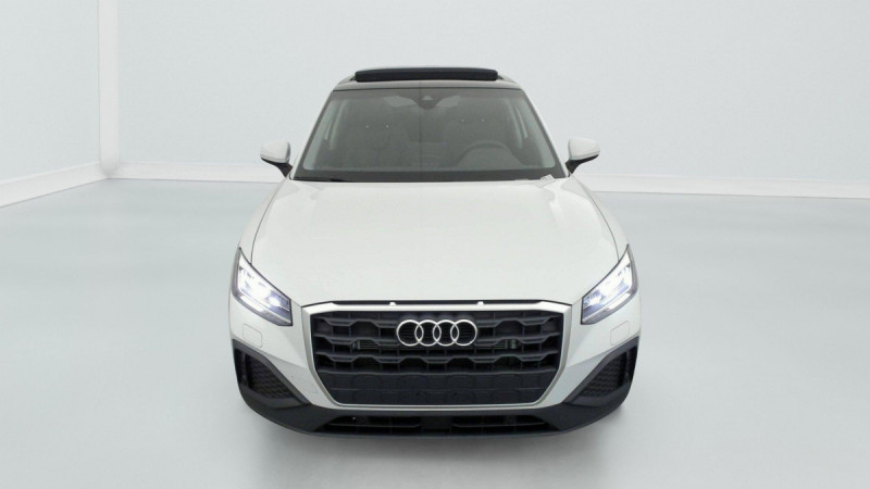 Photo 2 de l'offre de AUDI Q2 35 TFSI 150 S tronic 7 Design à 35598€ chez Carlyss automobiles Vitré