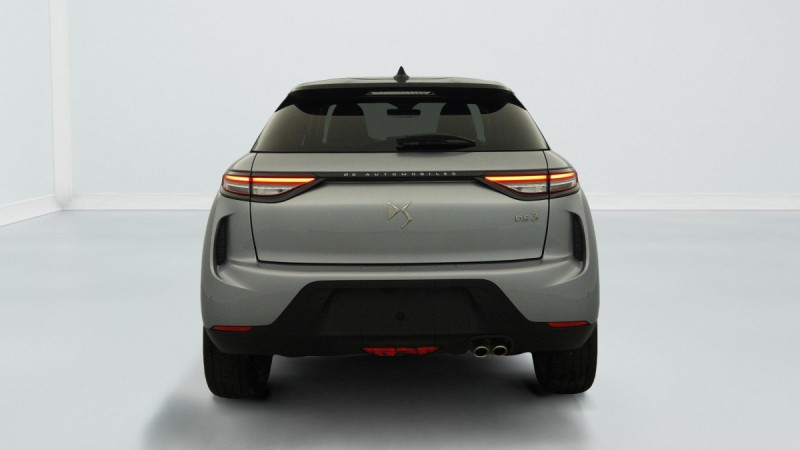 Photo 6 de l'offre de DS DS3 PureTech 130 EAT8 Esprit de Voyage à 21092€ chez Carlyss automobiles Vitré