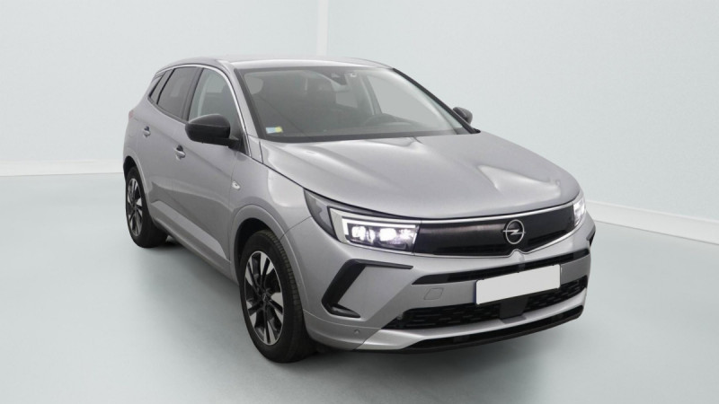 Photo 1 de l'offre de OPEL Grandland Grandland 1.5 Diesel 130 ch BVA8 Elegance Business à 23498€ chez Carlyss automobiles Vitré