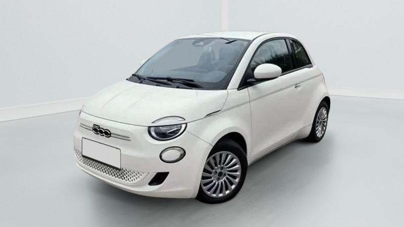 Photo 1 de l'offre de Fiat 500e BERLINE MY22 SERIE 1 STEP 1 500 e 95 ch Action Plus à 12298€ chez Carlyss automobiles Vitré