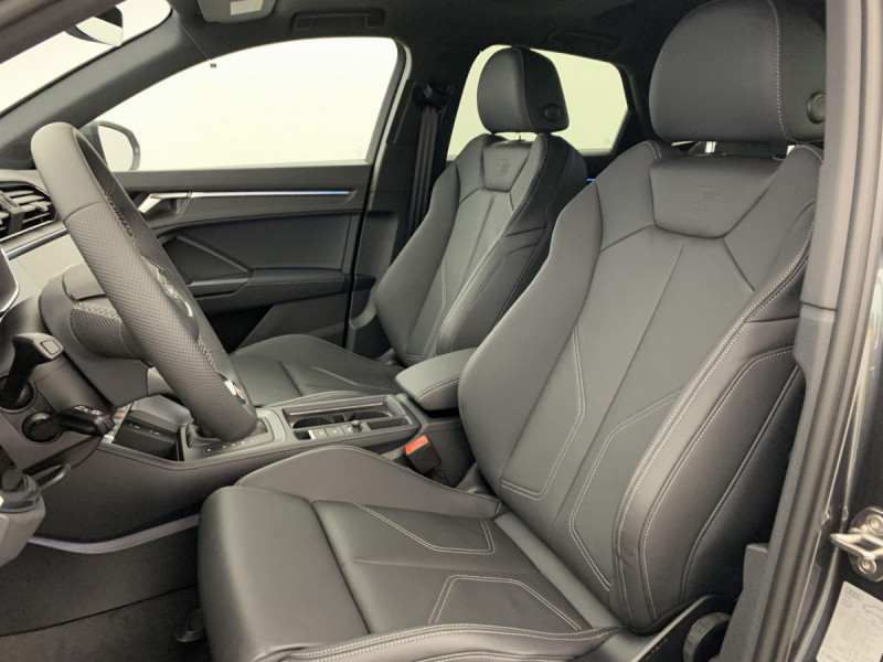 Photo 23 de l'offre de AUDI Q3 Sportback 35 TDI 150 ch S tronic 7 S line à 50098€ chez Carlyss automobiles Vitré