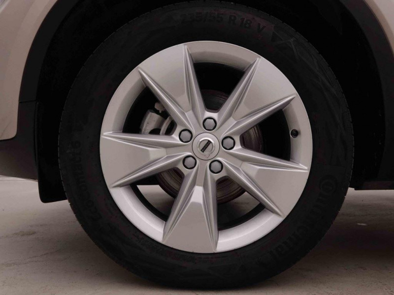 Photo 21 de l'offre de VOLVO XC40 1.5 T2 Geartronic Core à 32205€ chez Carlyss automobiles Vitré