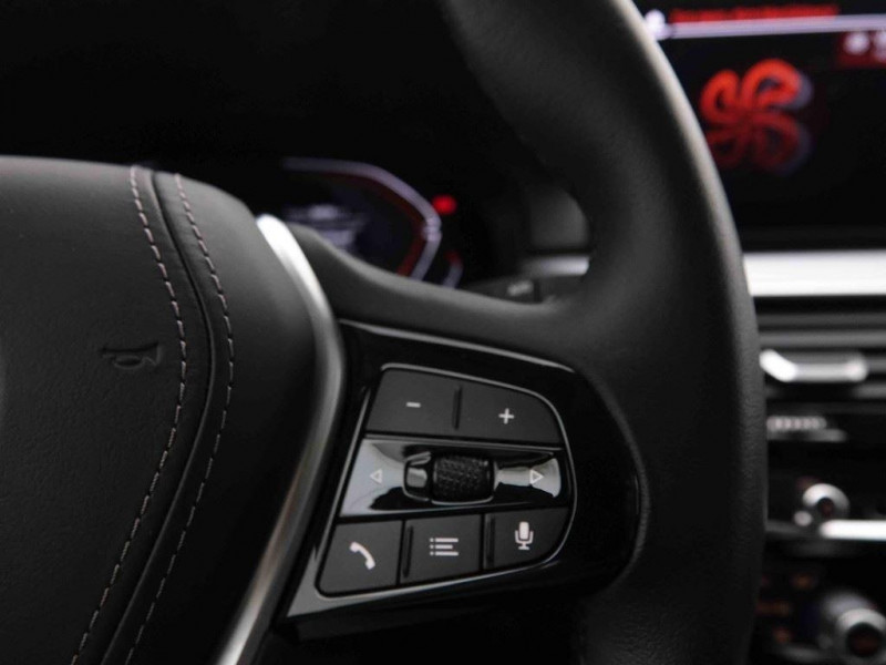 Photo 20 de l'offre de Bmw 5 520d 190 Touring xDrive Steptronic Luxury à 39098€ chez Carlyss automobiles Vitré