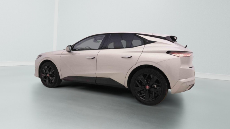 Photo 4 de l'offre de DS DS4 1.2 T 130 EAT8 Performance Line à 26198€ chez Carlyss automobiles Vitré