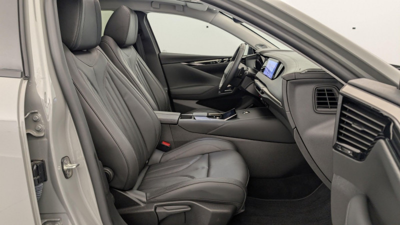 Photo 9 de l'offre de DS DS4 PureTech 130 EAT8 Cross Rivoli à 22838€ chez Carlyss automobiles Vitré