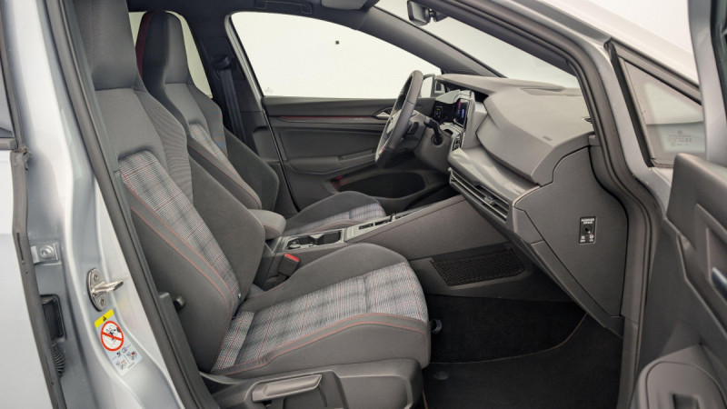 Photo 9 de l'offre de VOLKSWAGEN GOLF 8 2.0 TSI 245 DSG7 GTI à 31140€ chez Carlyss automobiles Vitré