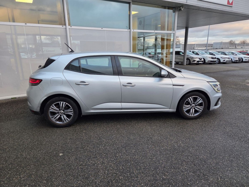 Photo 5 de l'offre de Renault Mégane Berline (4) evolution Blue dCi 115 à 14990€ chez Carlyss automobiles Vitré