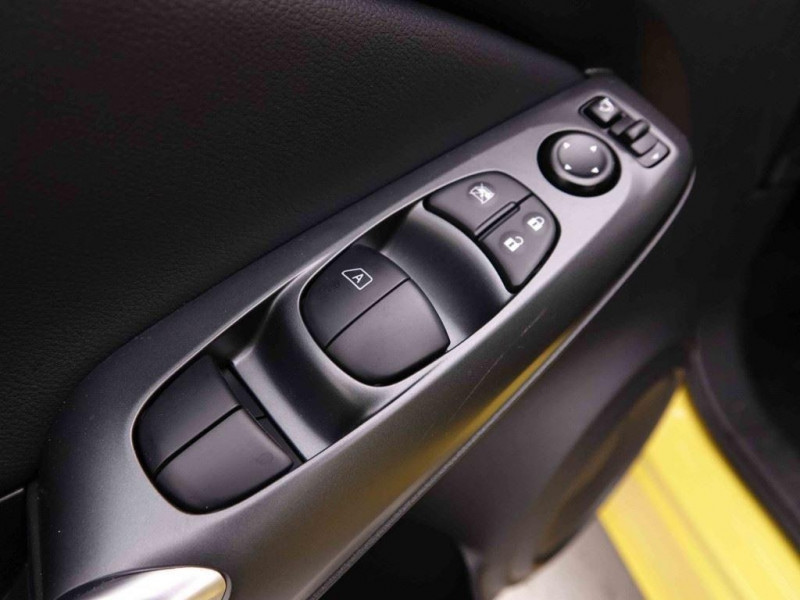 Photo 19 de l'offre de NISSAN JUKE 1.0 DIG-T 114 DCT Acenta Plus à 22999€ chez Carlyss automobiles Vitré