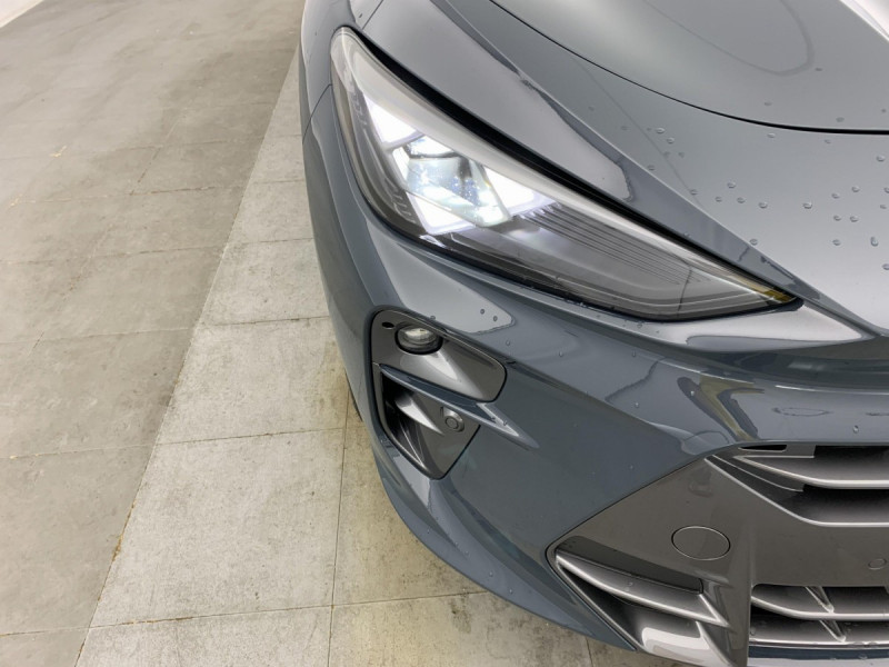 Photo 16 de l'offre de Cupra Terramar 1.5 eHybrid 204 ch DSG6 V à 41998€ chez Carlyss automobiles Vitré