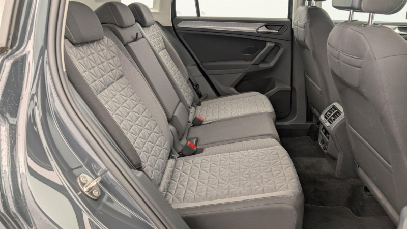 Photo 10 de l'offre de VOLKSWAGEN Tiguan 1.4 EHYBRID 245CH DSG6 LIFE à 30599€ chez Carlyss automobiles Vitré