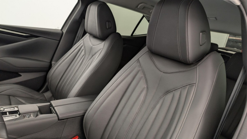 Photo 16 de l'offre de DS DS4 PureTech 130 EAT8 Rivoli à 24449€ chez Carlyss automobiles Vitré