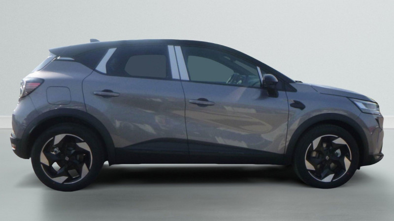 Photo 2 de l'offre de RENAULT CAPTUR Captur E-Tech full hybrid 145 ch Techno à 29998€ chez Carlyss automobiles Vitré