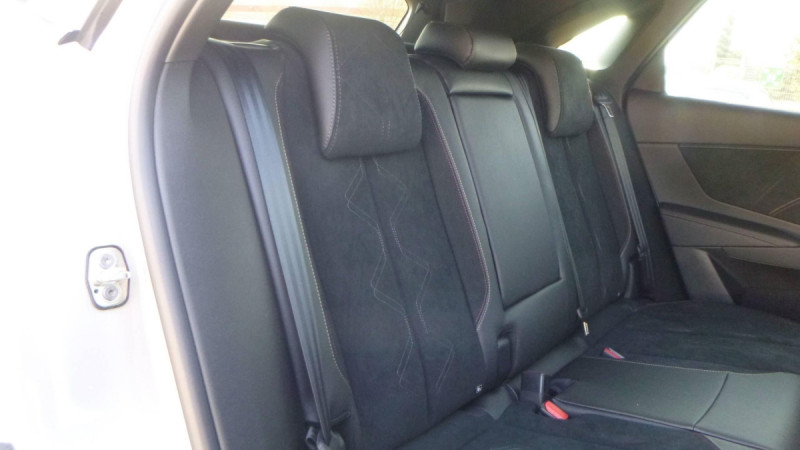 Photo 6 de l'offre de DS DS7 BlueHDi 130 EAT8 Pallas à 34987€ chez Carlyss automobiles Vitré