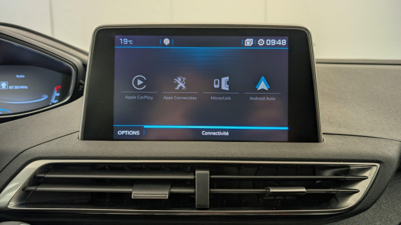 Photo 19 de l'offre de PEUGEOT 3008 Puretech 130ch S&S EAT8 Crossway à 11738€ chez Carlyss automobiles Vitré