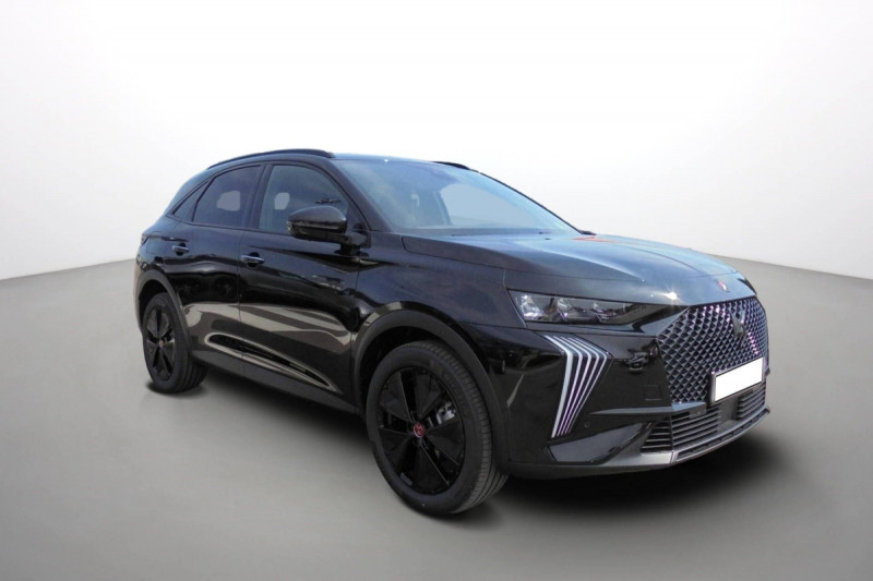 Photo 1 de l'offre de DS DS7 BlueHDi 130 EAT8 Performance Line à 34398€ chez Carlyss automobiles Vitré