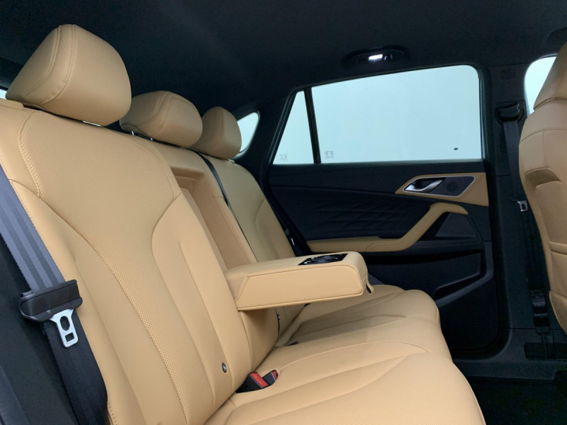 Photo 10 de l'offre de MG Motor EHS 1.5T PHEV 272 ch Luxury à 31998€ chez Carlyss automobiles Vitré