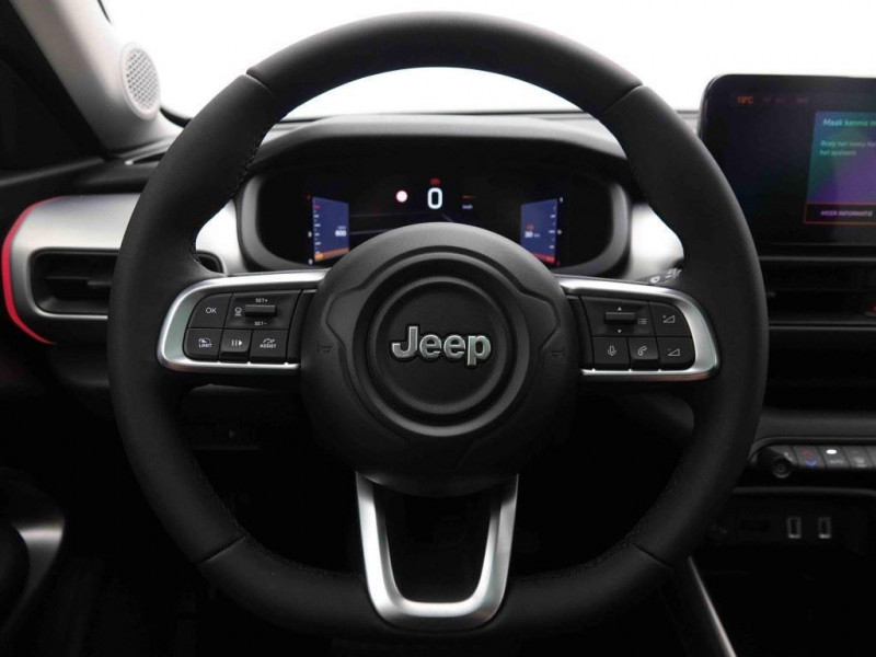 Photo 9 de l'offre de Jeep Avenger 1.2T e-Hybrid DCT Summit à 31469€ chez Carlyss automobiles Vitré