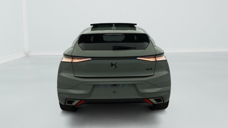 Photo 6 de l'offre de DS DS4 PureTech 130 EAT8 Performance Line+ à 22264€ chez Carlyss automobiles Vitré