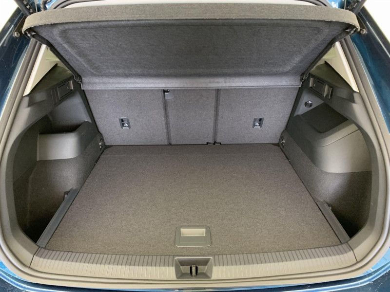 Photo 11 de l'offre de VOLKSWAGEN TIGUAN NOUVEAU 1.5 eTSI 150CV DSG7 LIFE PLUS à 37998€ chez Carlyss automobiles Vitré