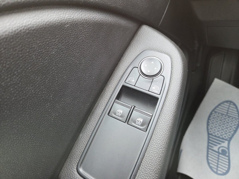 Photo 17 de l'offre de RENAULT Clio (5) Business TCe 90 -21N à 11490€ chez Carlyss automobiles Vitré