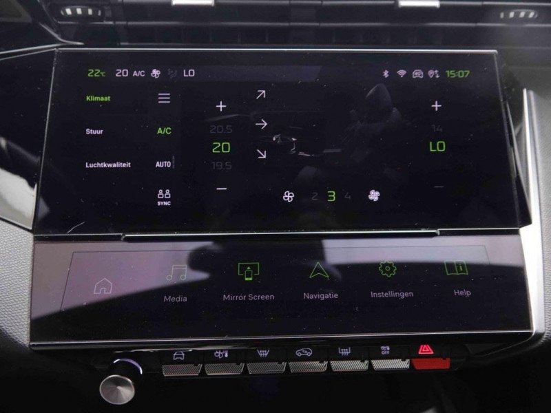 Photo 6 de l'offre de PEUGEOT 308 1.2T 130 EAT8 GT-Line à 29798€ chez Carlyss automobiles Vitré