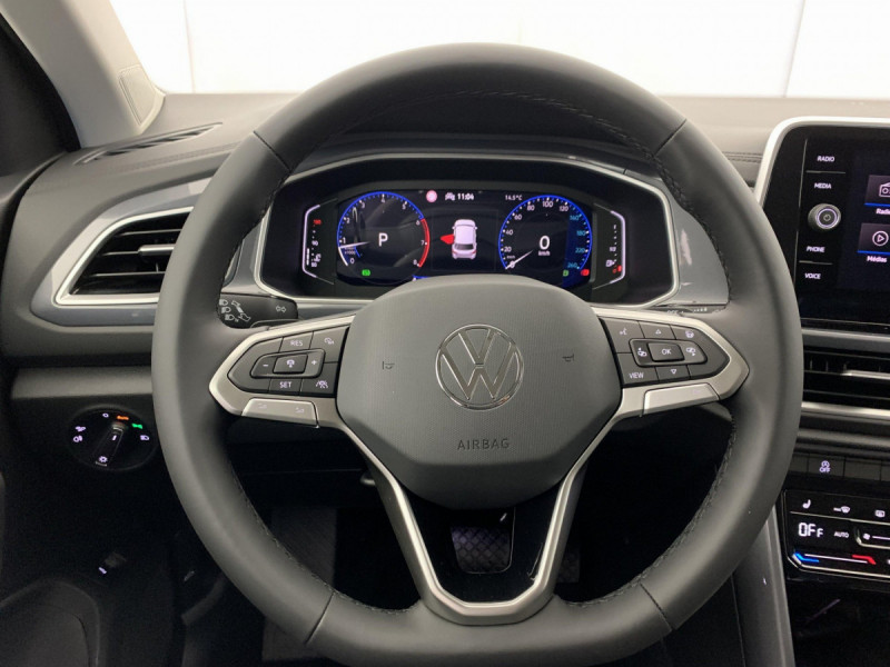 Photo 15 de l'offre de VOLKSWAGEN T-roc 1.5 TSI EVO2 150 Start/Stop DSG7 Style à 30998€ chez Carlyss automobiles Vitré