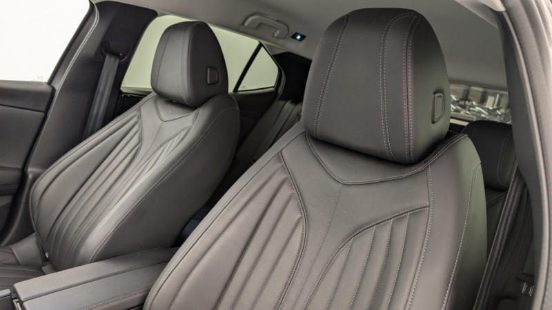 Photo 16 de l'offre de DS DS4 PureTech 130 EAT8 Rivoli à 23057€ chez Carlyss automobiles Vitré