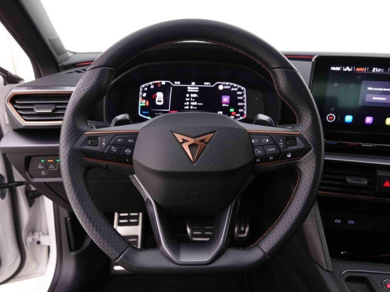 Photo 10 de l'offre de Cupra LEON 1.4 TSi 204 PHEV DSG à 26998€ chez Carlyss automobiles Vitré