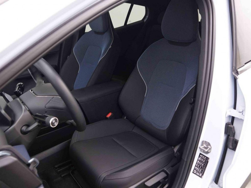 Photo 5 de l'offre de Volvo EX30 51 kWh 272 Single Motor Core à 41565€ chez Carlyss automobiles Vitré