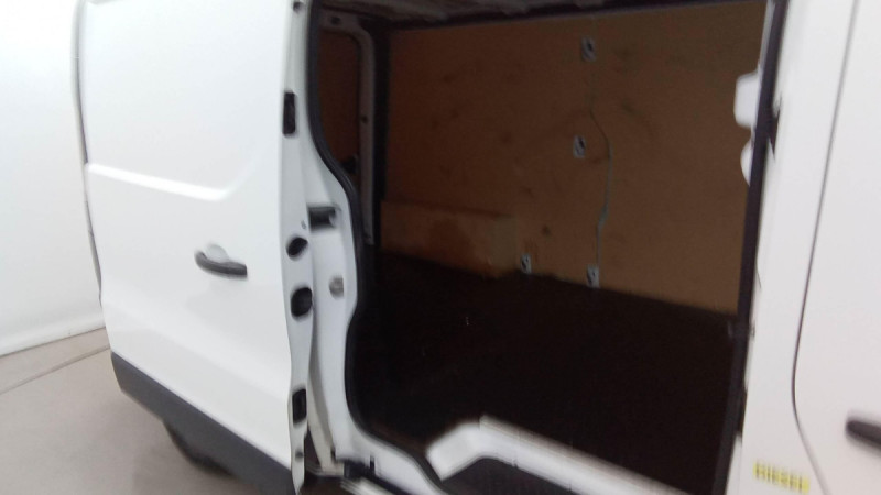 Photo 6 de l'offre de FIAT Talento Fourgon TALENTO FGN TOLE 1.3 LH1 1.6 MULTIJET 95 PACK PRO NAV à 22857€ chez Carlyss automobiles Vitré