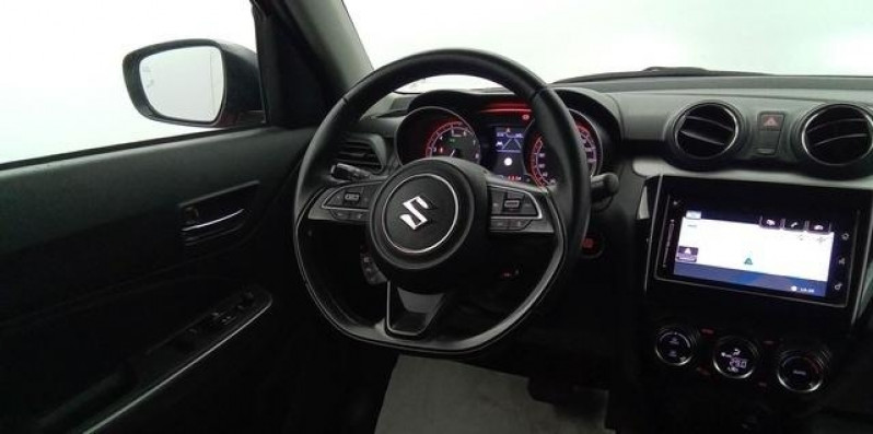 Photo 11 de l'offre de SUZUKI Swift Swift 1.2 Dualjet Hybrid Auto (CVT) Pack à 18598€ chez Carlyss automobiles Vitré