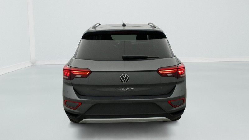 Photo 6 de l'offre de VOLKSWAGEN T-roc 2.0 TDI 150 Start/Stop DSG7 Life Plus à 32998€ chez Carlyss automobiles Vitré