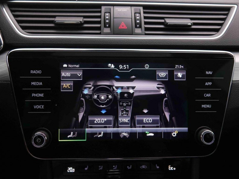 Photo 14 de l'offre de SKODA Superb 1.4 TSi 218 PHEV Combi Edition à 32177€ chez Carlyss automobiles Vitré