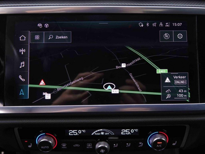 Photo 9 de l'offre de AUDI Q3 45 TFSie PHEV S-Line à 37142€ chez Carlyss automobiles Vitré