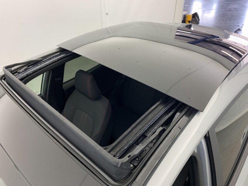 Photo 20 de l'offre de FORD PUMA 1.0 EcoBoost 155 ch mHEV S&S Powershift ST-Line à 25998€ chez Carlyss automobiles Vitré