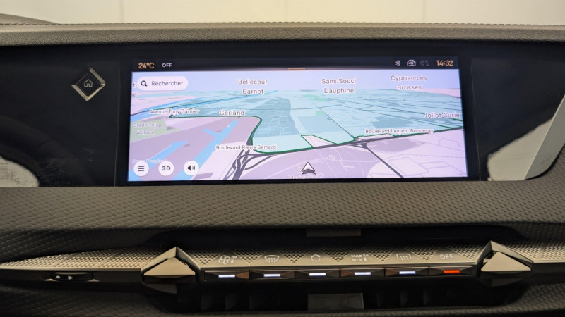 Photo 17 de l'offre de DS DS4 PureTech 130 EAT8 Rivoli à 22711€ chez Carlyss automobiles Vitré