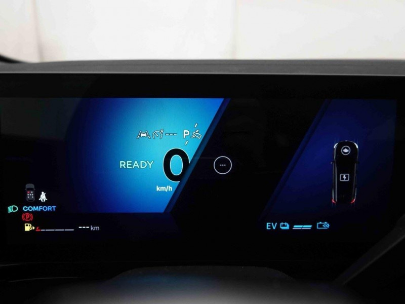 Photo 20 de l'offre de RENAULT Espace E-TECH 200 Full Hybrid 7PL Techno à 39898€ chez Carlyss automobiles Vitré