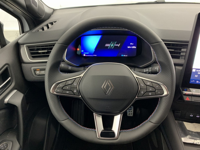 Photo 12 de l'offre de Renault SYMBIOZ E-Tech full hybrid 160 ch Esprit Alpine à 30598€ chez Carlyss automobiles Vitré