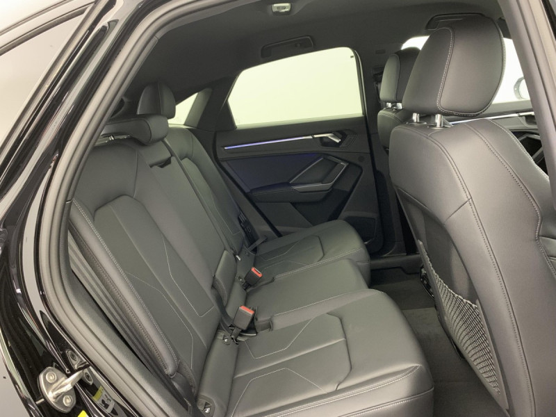 Photo 10 de l'offre de AUDI Q3 Sportback 35 TDI 150 ch S tronic 7 S line plus à 47998€ chez Carlyss automobiles Vitré