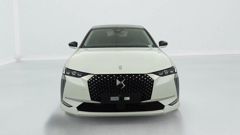 Photo 2 de l'offre de DS DS4 PureTech 130 EAT8 Rivoli à 22855€ chez Carlyss automobiles Vitré