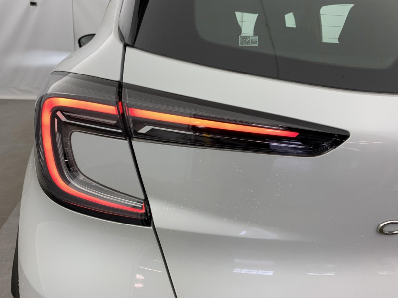 Photo 4 de l'offre de RENAULT CAPTUR TCe 90 ch Evolution à 21498€ chez Carlyss automobiles Vitré