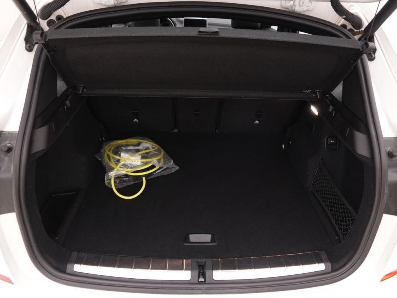 Photo 6 de l'offre de BMW X1 25e xDrive 220 PHEV M-Pack à 36092€ chez Carlyss automobiles Vitré