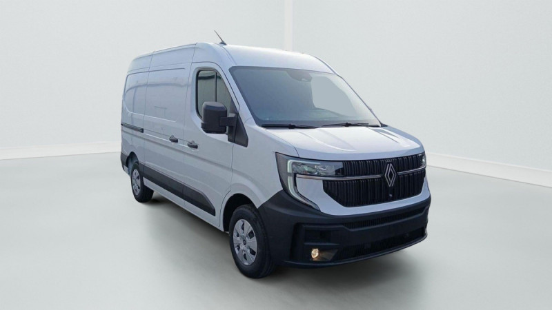 Photo 1 de l'offre de Renault Master VAN MASTER FGN TRAC 3T5 L2H2 BLUE DCI 170 EXTRA à 37977€ chez Carlyss automobiles Vitré