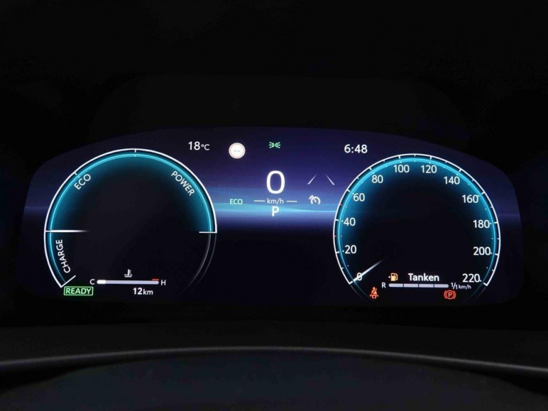 Photo 11 de l'offre de TOYOTA C-HR 1.8 Hybrid 140 CVT Dynamic à 31402€ chez Carlyss automobiles Vitré