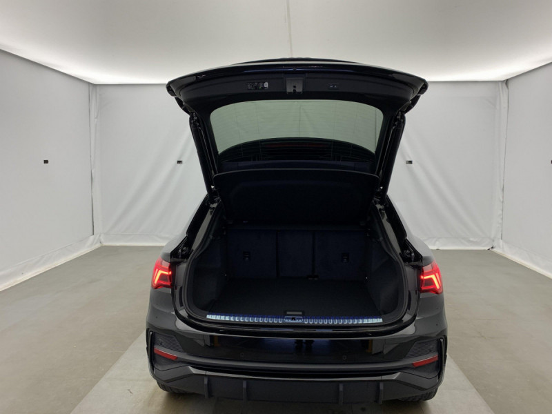 Photo 11 de l'offre de AUDI Q3 Sportback 35 TDI 150 ch S tronic 7 S line à 48598€ chez Carlyss automobiles Vitré