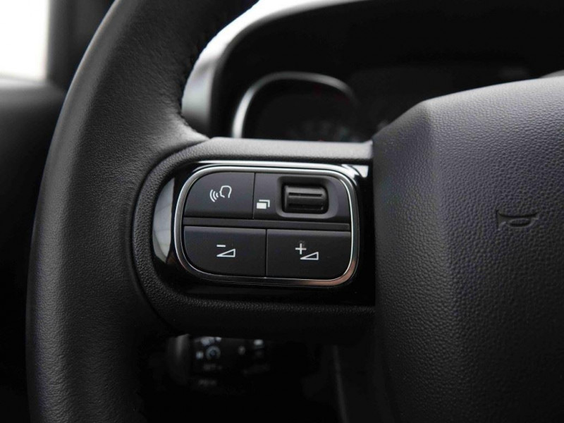 Photo 17 de l'offre de CITROEN C3 Aircross 1.2 T 110 Plus à 17946€ chez Carlyss automobiles Vitré